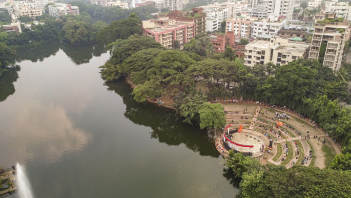 Dhanmondi Lake: A Wetland of Memories Turned into a Trash Dump
